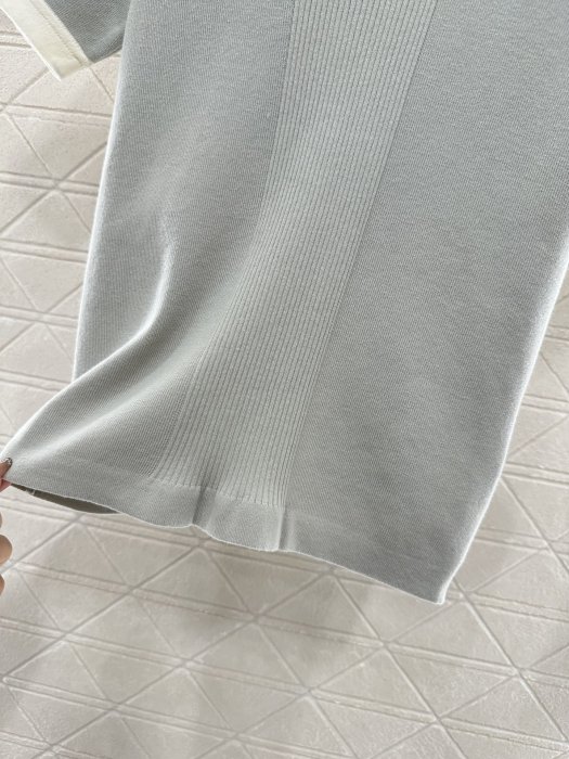 Футболка женская фото 5