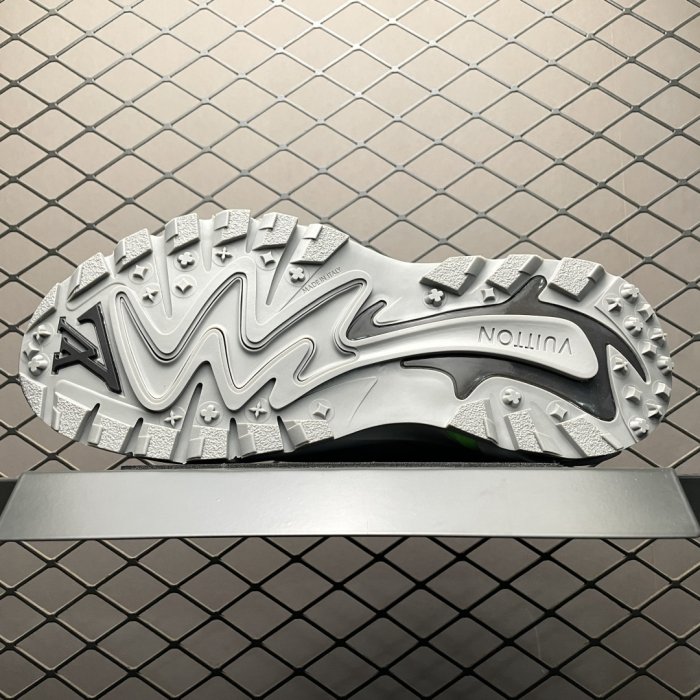 Кроссовки LV Runner Tatic фото 5