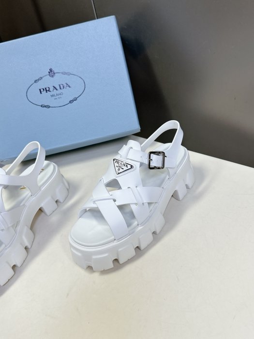 Сандалии женские фото 3