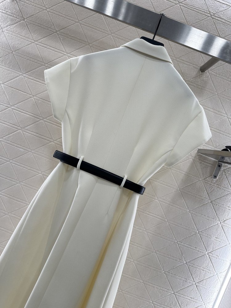 Платье с отворотом и широкими рукавами фото 4