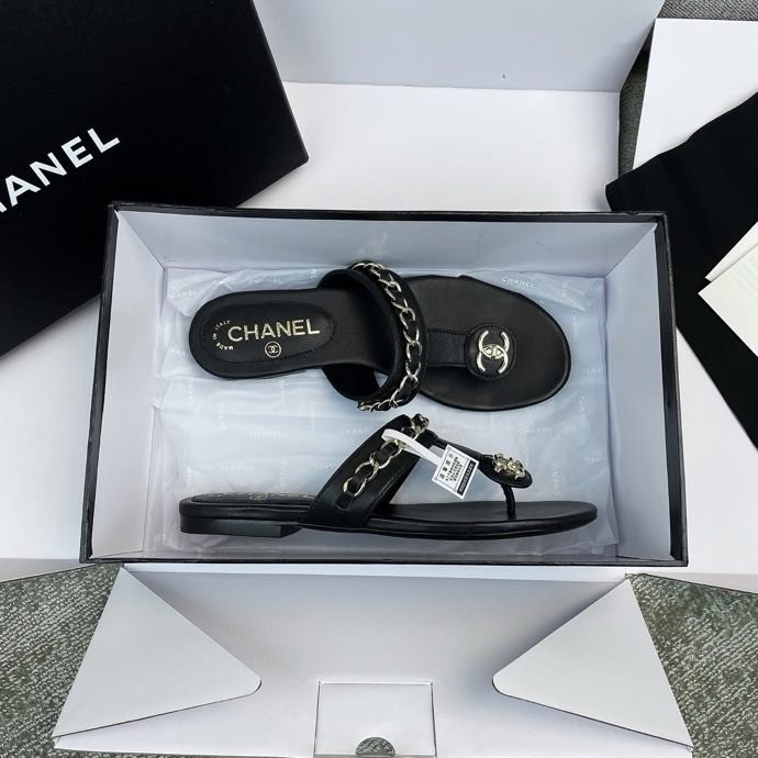 Шлепанцы женские