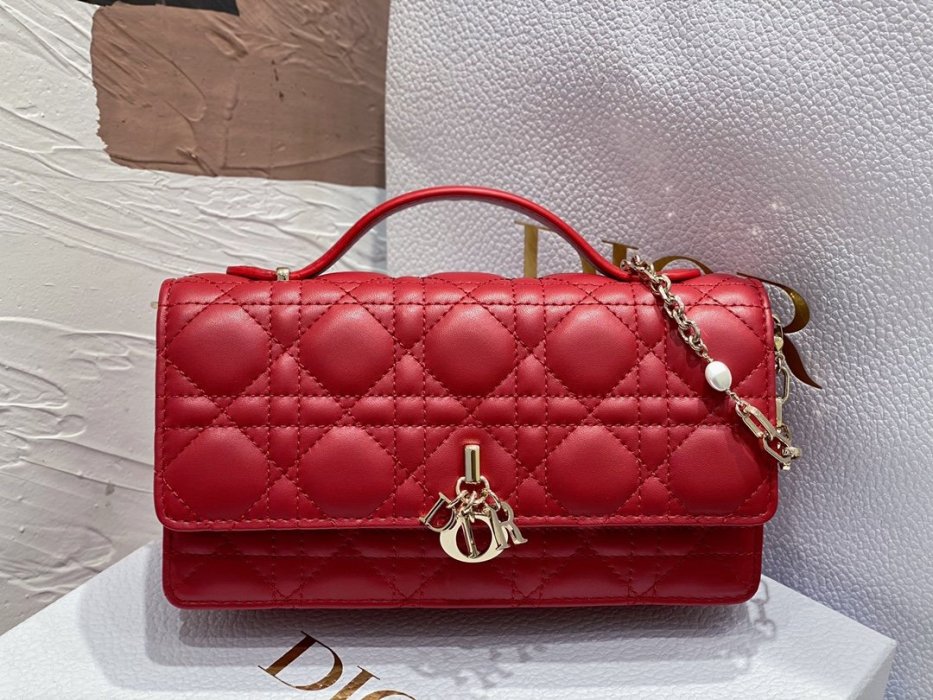 A bag women's Lady Dior 21 cm фото 2