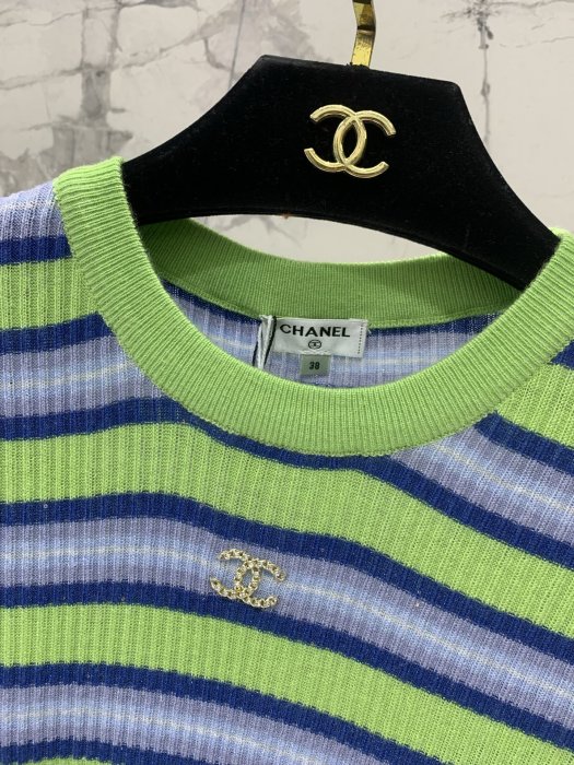 Футболка женская фото 3