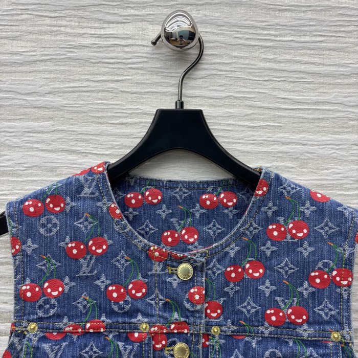 Shirt women's фото 2