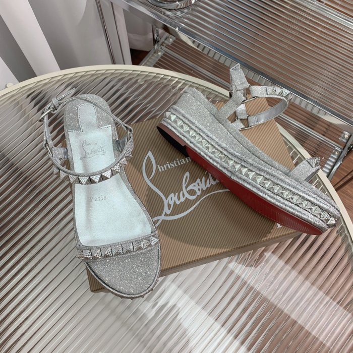 Босоножки фото 3