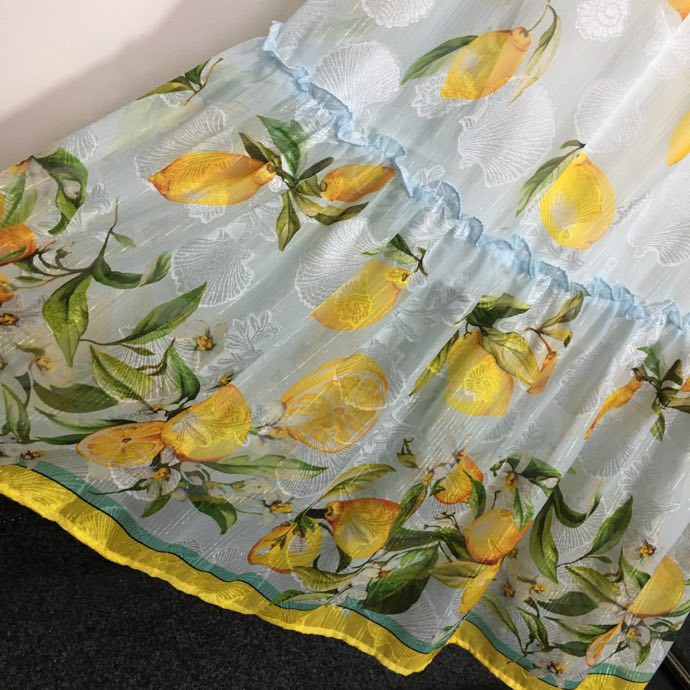 Bright dress on straps from print lemon фото 3