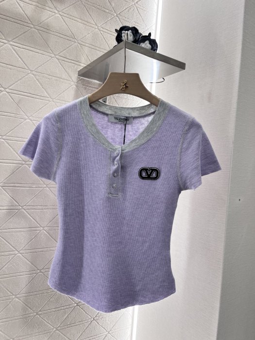 Футболка женская