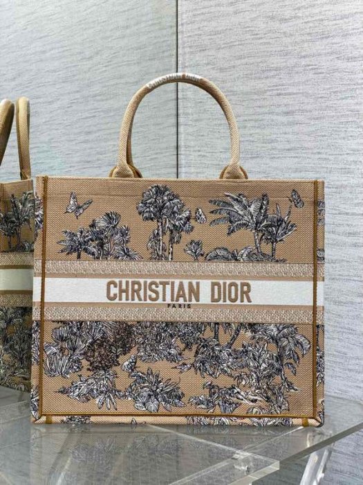 Сумка Book Tote 42 см