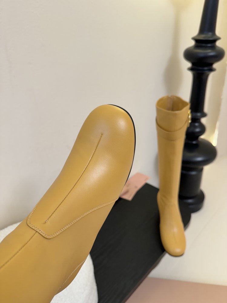 Чоботи жіночі фото 6