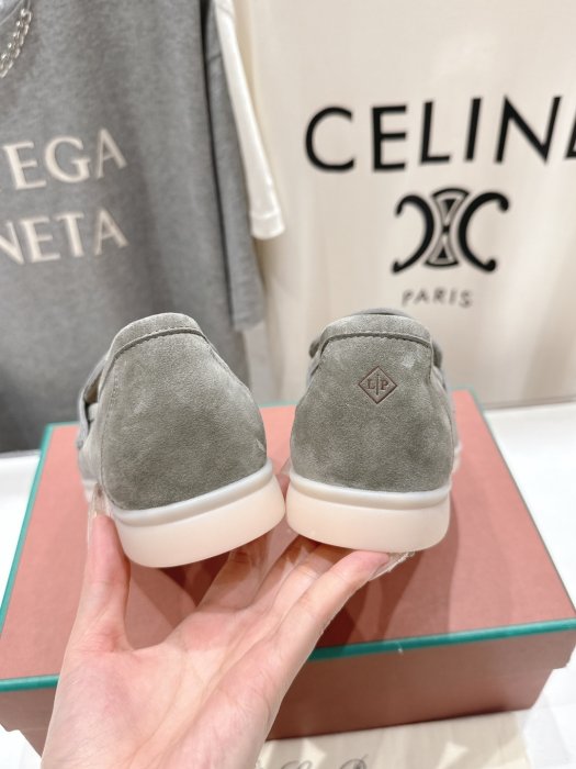 Лоферы женские фото 8