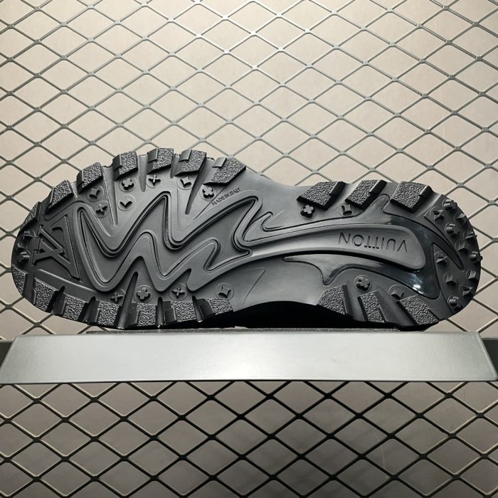 Кроссовки LV Runner Tatic фото 5