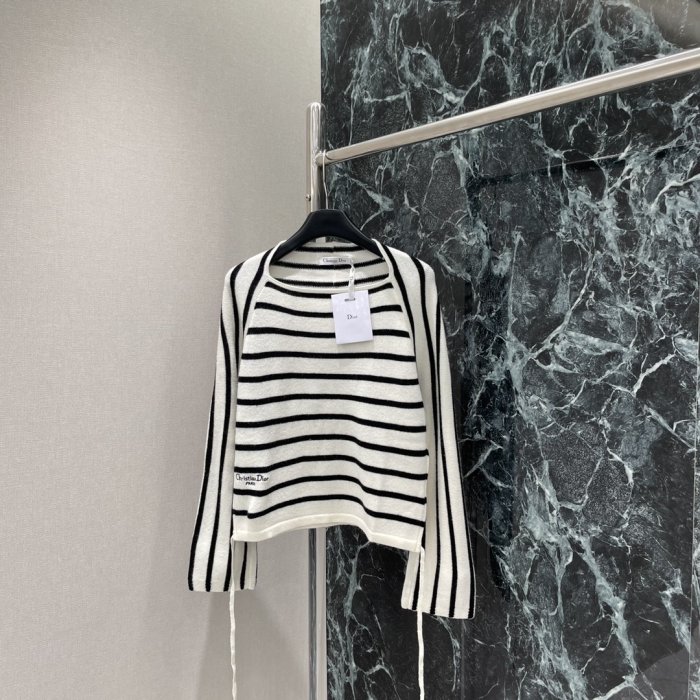 Кофта женская