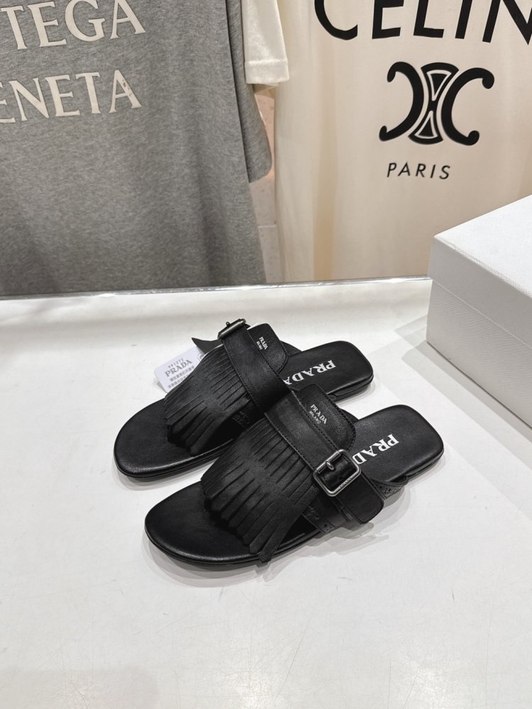 Шльопанці жіночі фото 3