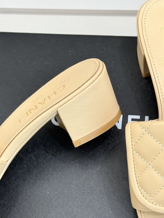 Босоножки фото 6