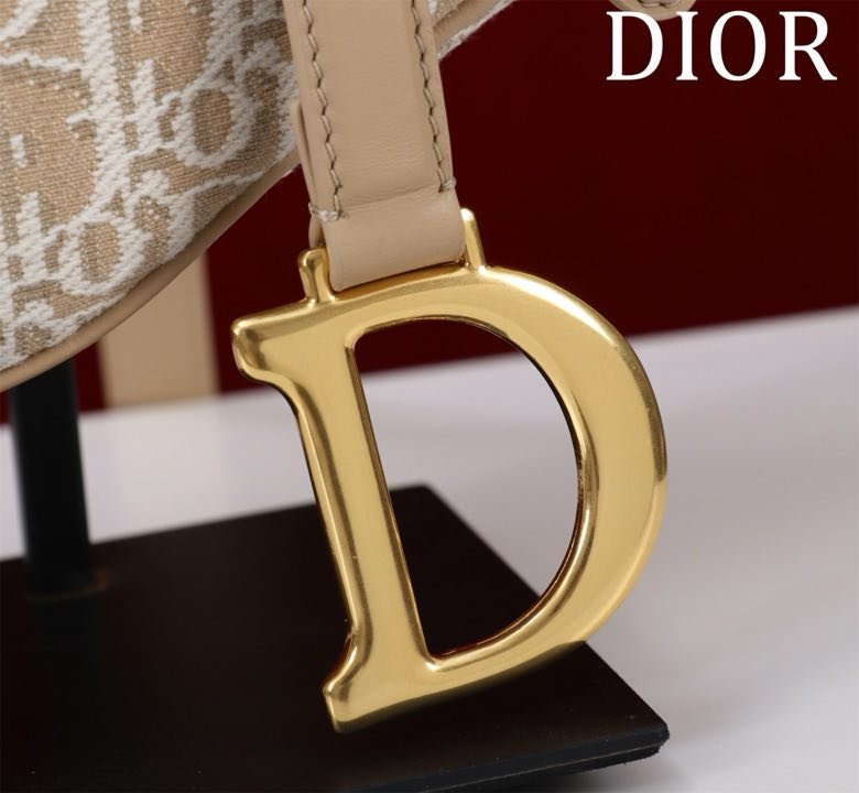 Сумка кожаная Dior Saddle 25 см фото 9