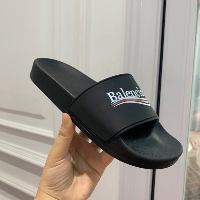 Шлепанцы фото 3