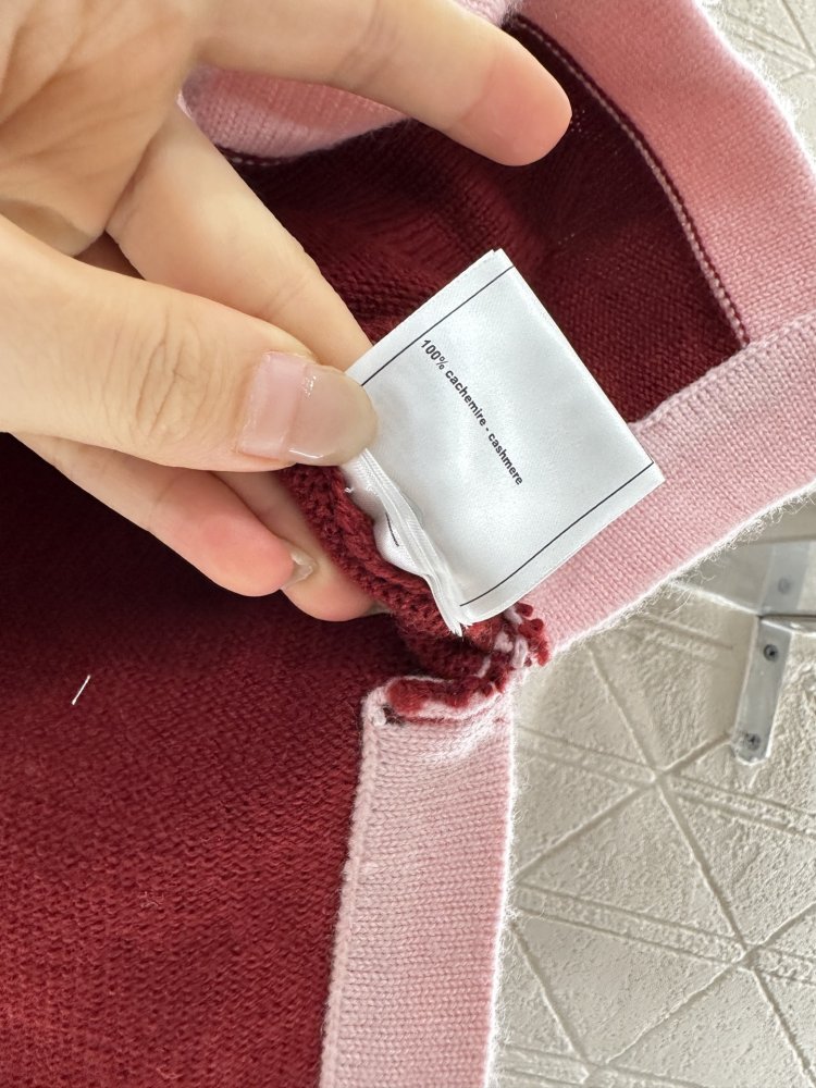 Короткий в'язаний кардиган фото 9