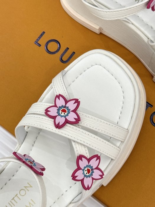 Sandals women's фото 7