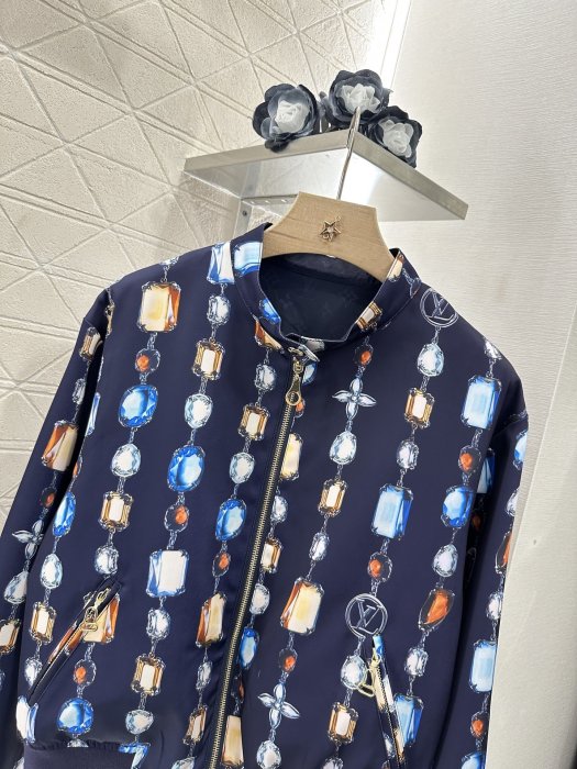 Куртка жіноча фото 3