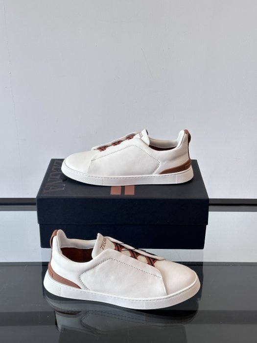 Кросівки чоловічі фото 4