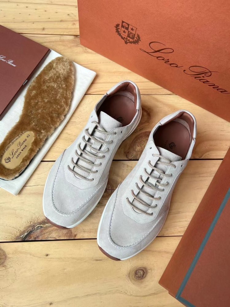 Leather men's sneakers