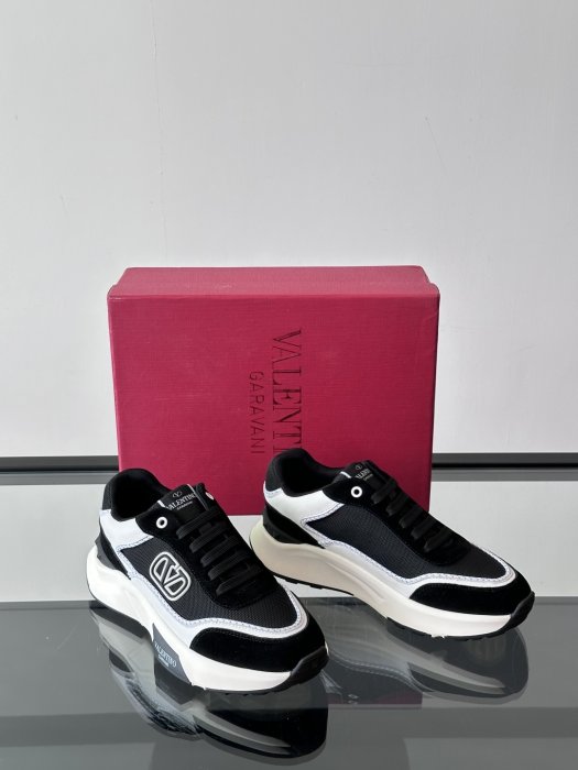 Кросівки чоловічі фото 5