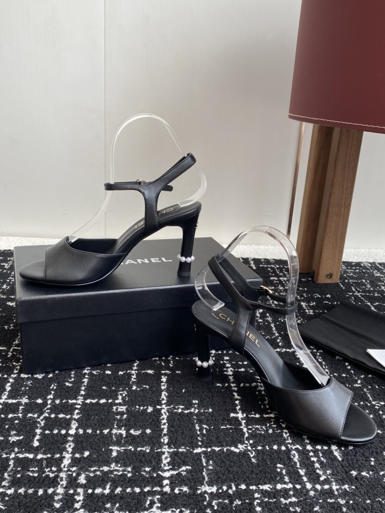 Босоножки фото 6