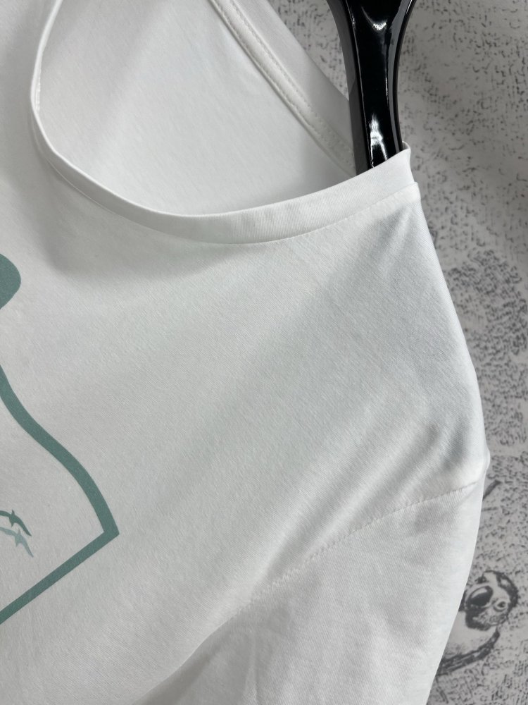 T-shirt women's фото 6