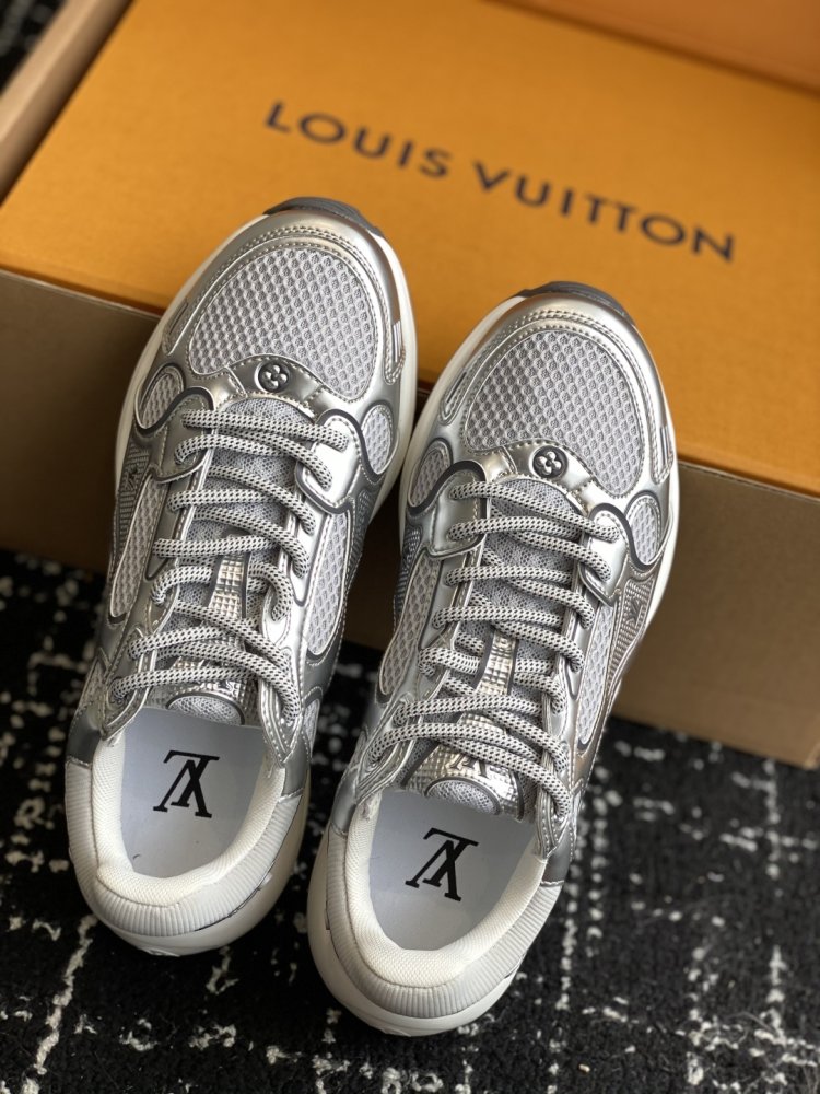 Кроссовки Olympia женские фото 4