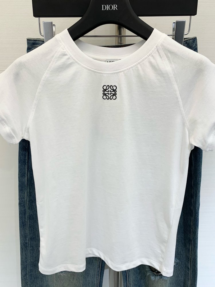 T-shirt women's фото 2