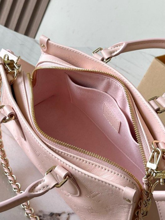 Сумка женская OnTheGo East West M11275 25 см фото 4