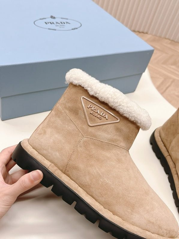 Ugg boots on fur winter фото 6