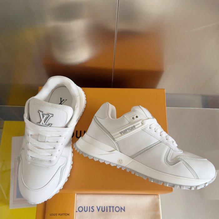 Кроссовки фото 3