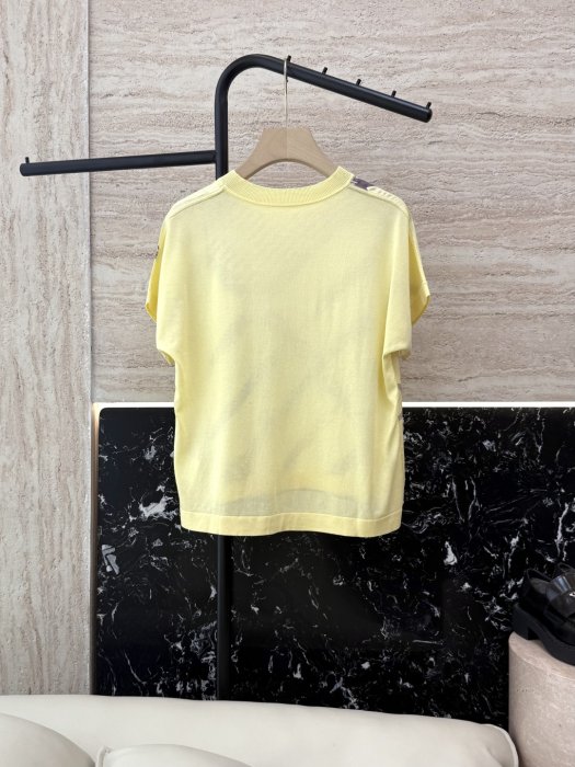 Футболка женская фото 2