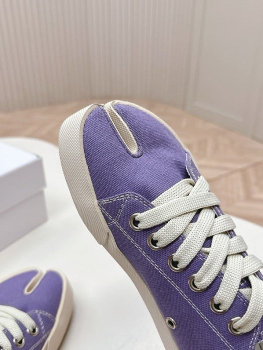 Кеди жіночі з роздвоєним носком фото 6