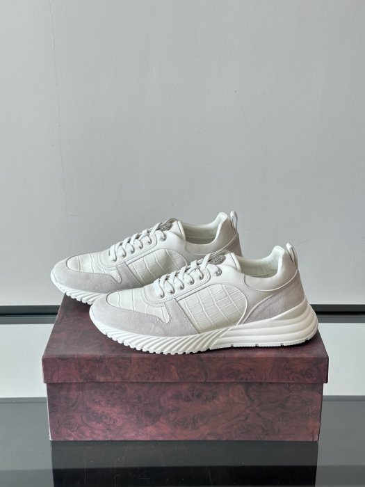 Кросівки фото 3