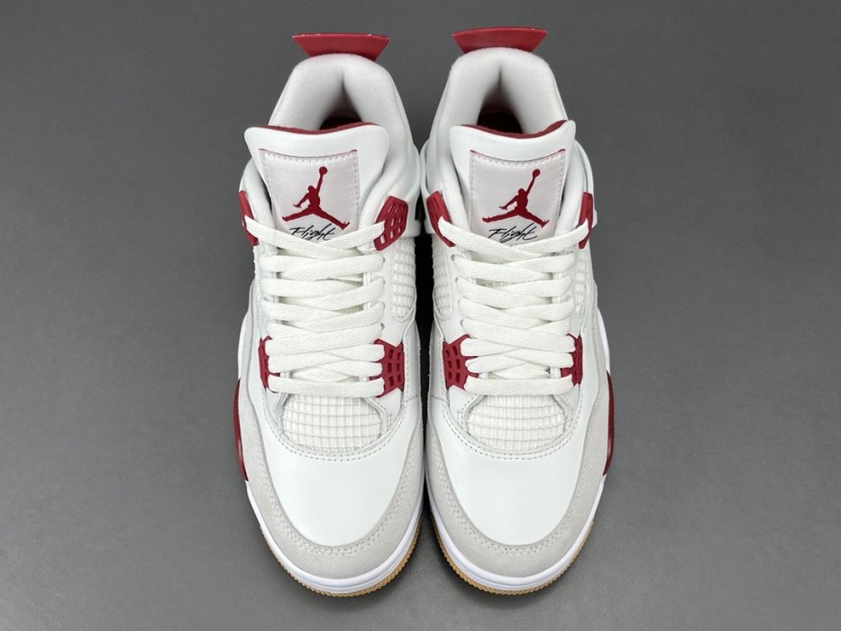 Кроссовки Nike SB x Jordan Air Jordan 4 Varsity Red фото 4