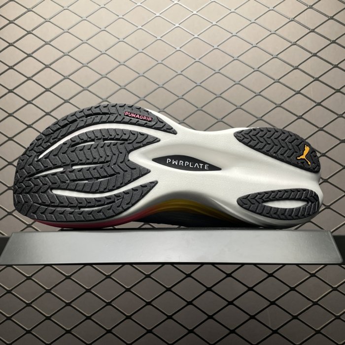 Кроссовки фото 5