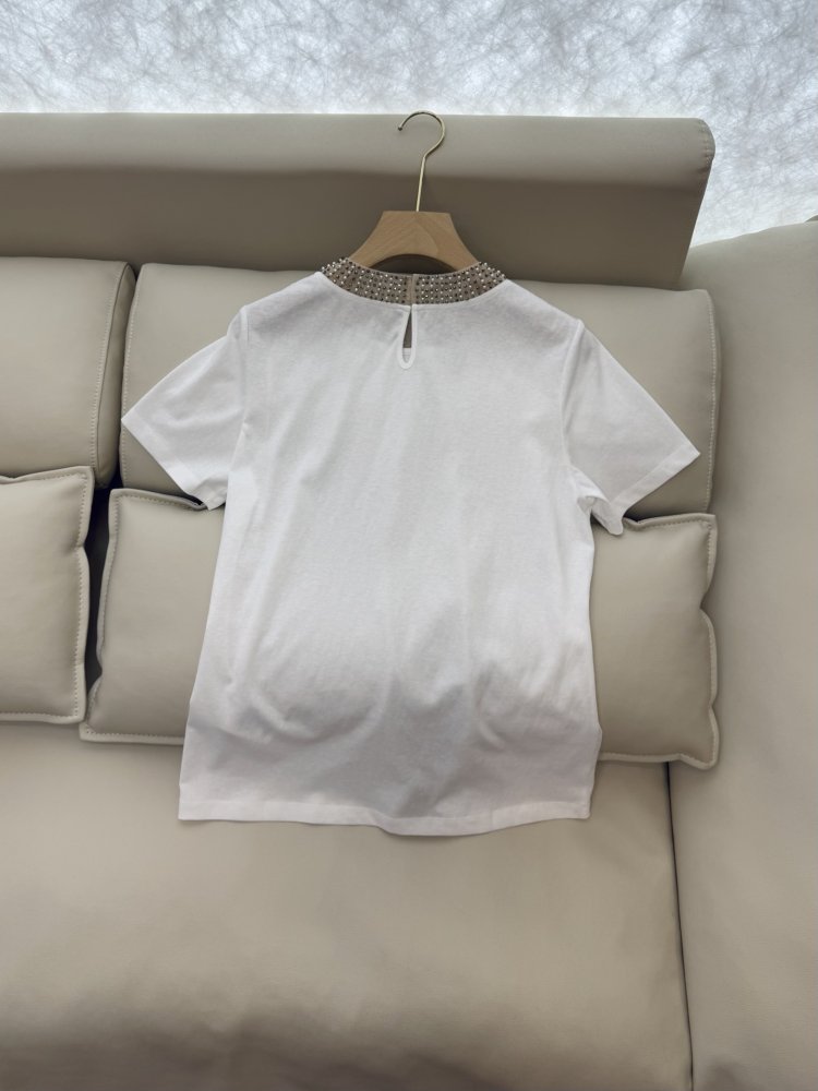 T-shirt women's фото 4