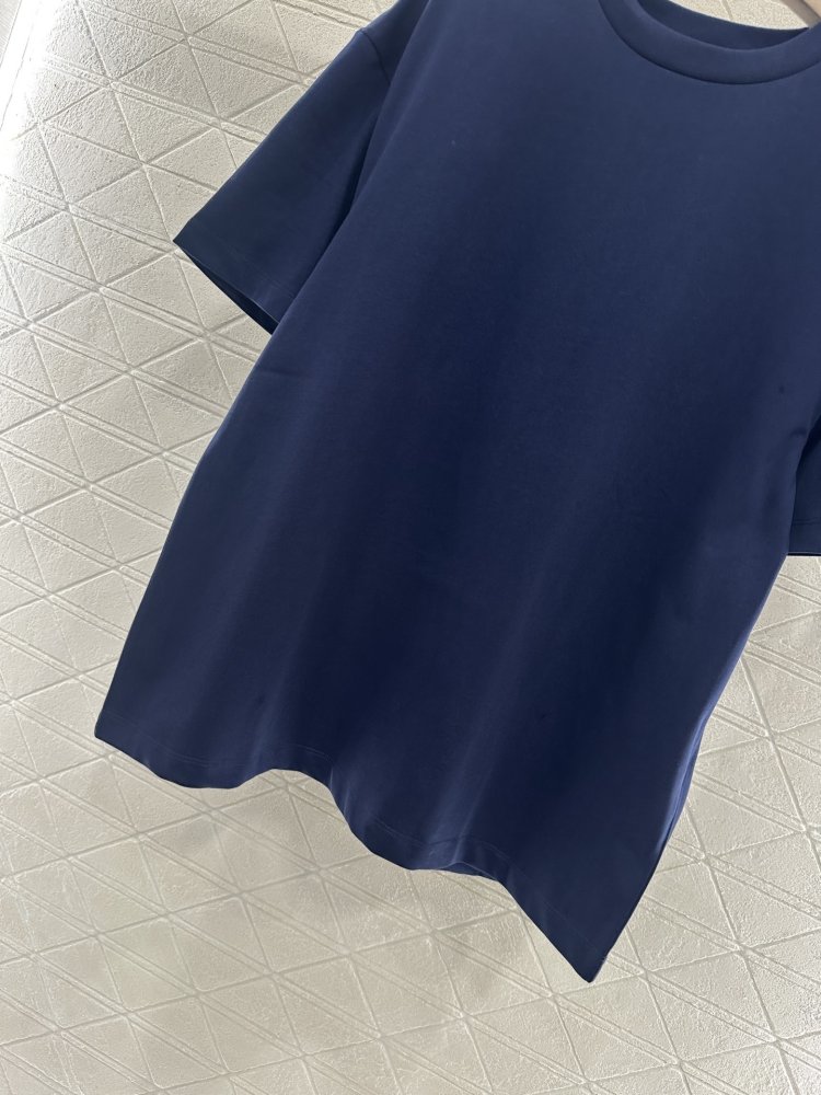 T-shirt women's фото 5