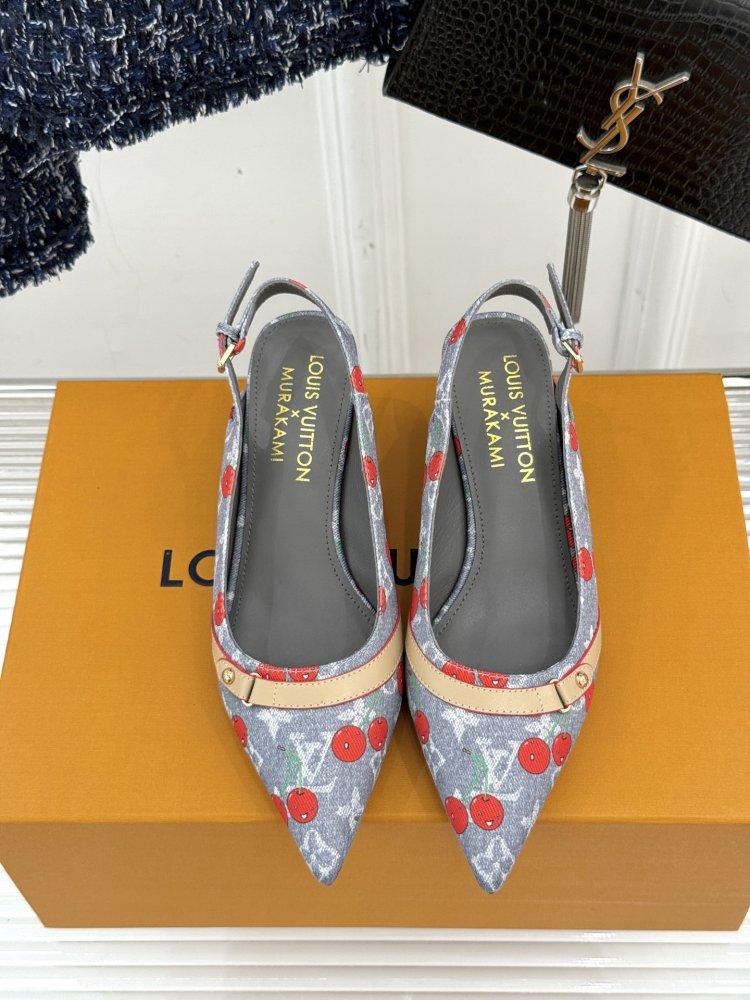 Босоножки фото 4