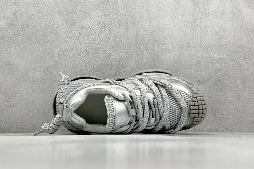 Sneakers фото 3
