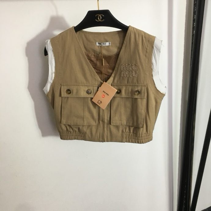 Костюм женский фото 4