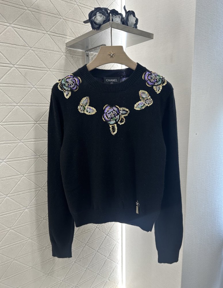 Кофта жіноча