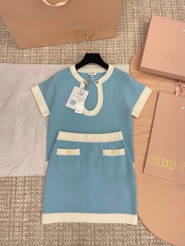 Костюм жіночий фото 2