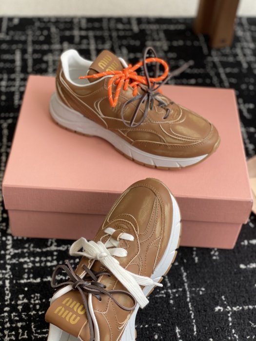 Кроссовки фото 6