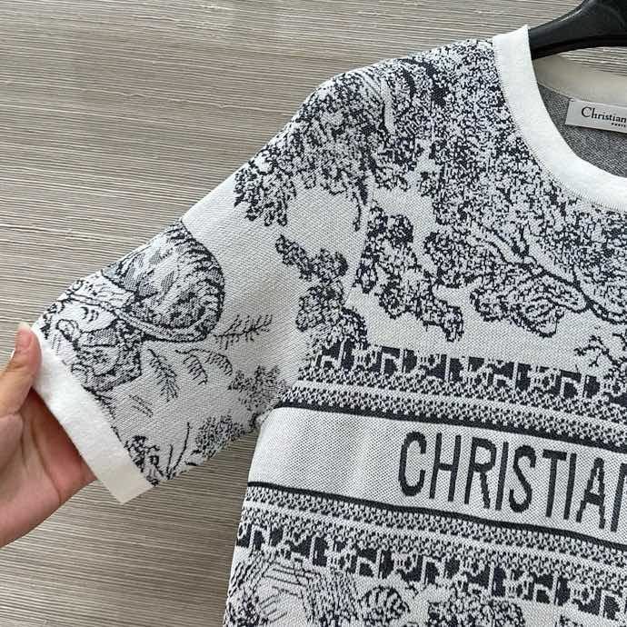 Футболка женская фото 4