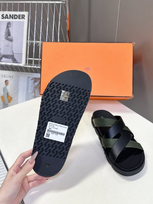 Шлепанцы фото 9