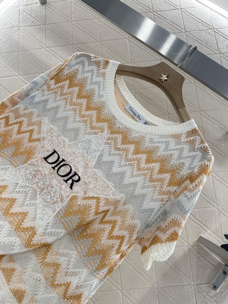 Футболка женская фото 8