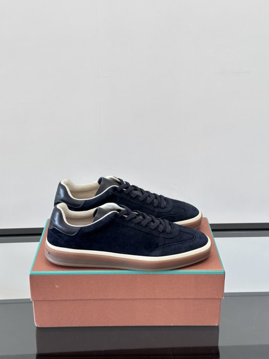 Кроссовки мужские